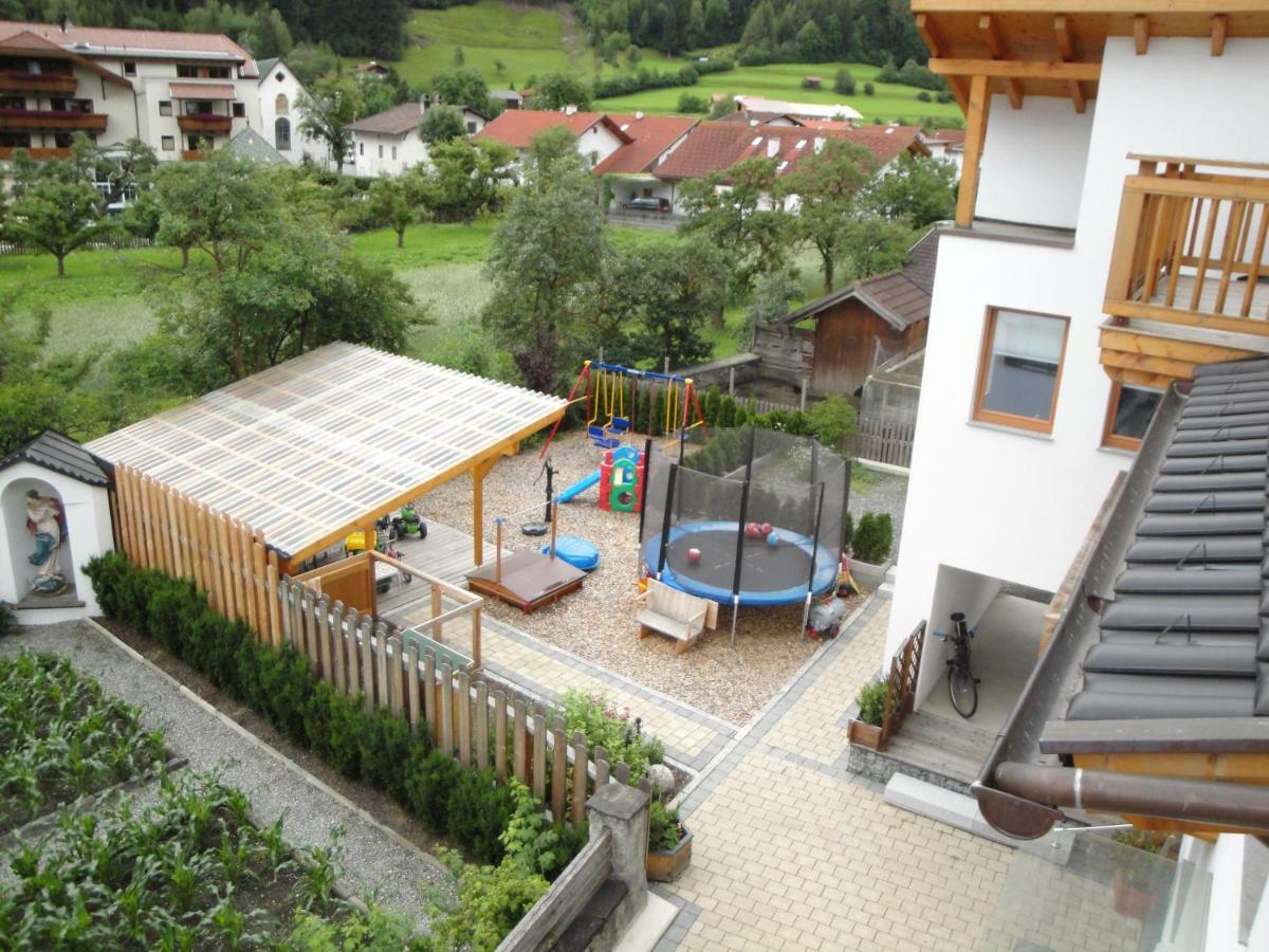Apart Dominika Ried im Oberinntal Esterno foto